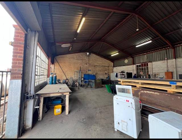 INDUSTRIAL FOR SALE IN MKONDENI